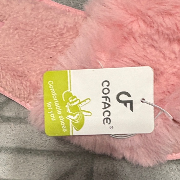 Cozy Pink Fuzzy Slippers - Picture 5 of 6